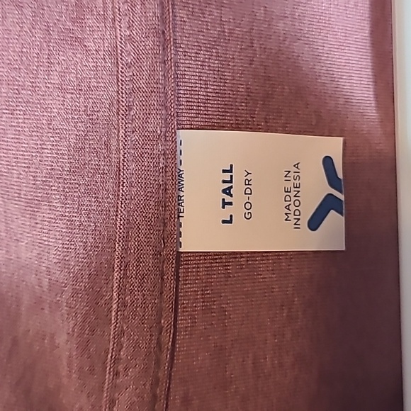 Old navy cropped sweatshirt size large tall. New with tags - Picture 2 of 4